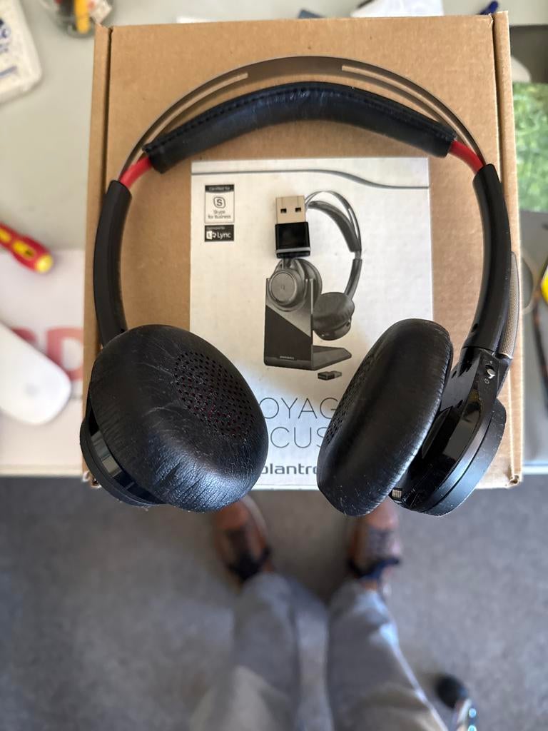 Plantronics Voyager Focus UC Bluetooth Headset, Audio, Tv en Foto, Koptelefoons, Overige merken, Gebruikt, Draadloos, Op oor (supra aural)