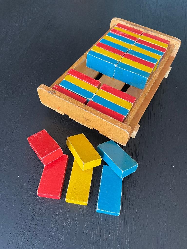 Vintage gekleurde houten blokkenset, Kinderen en Baby's, Speelgoed | Houten speelgoed, Ophalen of Verzenden, Gebruikt, Overige typen
