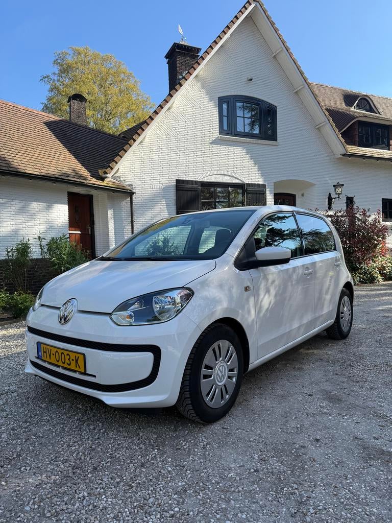 Volkswagen Up! 5 deurs zomer/winter set, Auto's, Volkswagen, up!, Benzine, B, Overige carrosserieën, Handgeschakeld, Origineel Nederlands