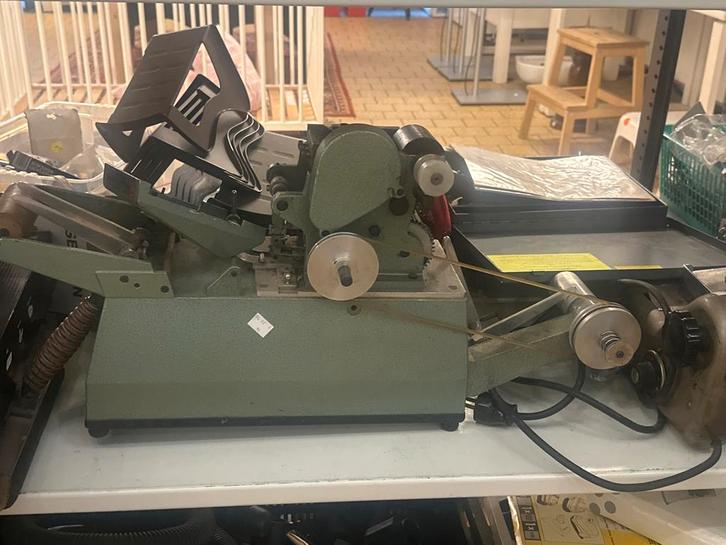 vintage Moviola filmbewerkingsmachine., Audio, Tv en Foto, Filmrollen, Ophalen