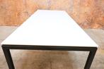 ZGANieuw strakke witte design eettafel, Huis en Inrichting, Tafels | Eettafels, Zo goed als nieuw, Vijf personen of meer, Metaform
