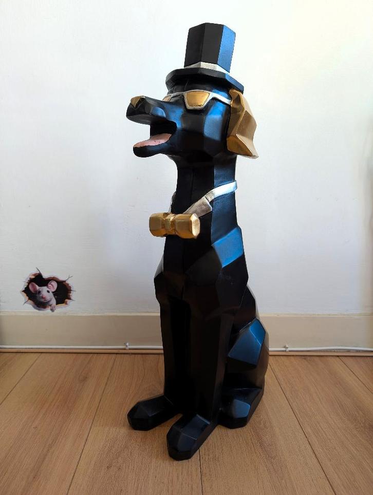 Beeld hond hars 67 cm hoog, Verzamelen, Beelden en Beeldjes, Dier, Ophalen