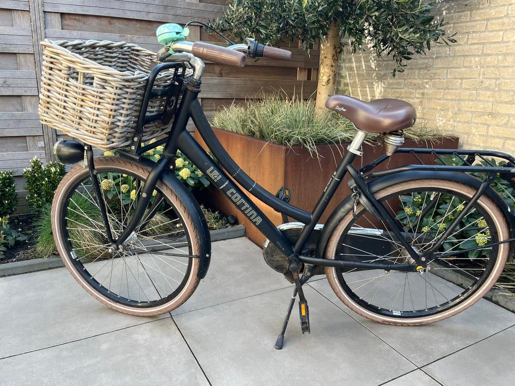 Cortina u4 zwarte meisjesfiets 24 inch, Fietsen en Brommers, Fietsen | Meisjes, Ophalen, Zo goed als nieuw, 24 inch