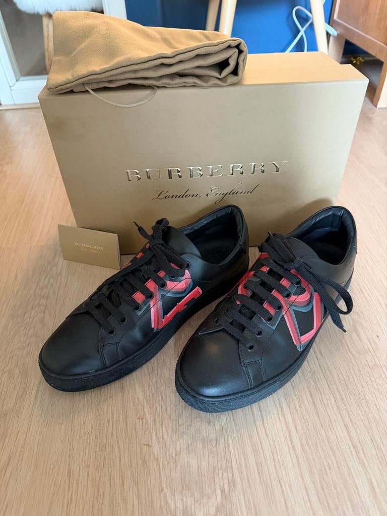 Burberry Albert MP sneakers graffiti uniek, Zwart, Ophalen of Verzenden, Sneakers of Gympen, Zo goed als nieuw