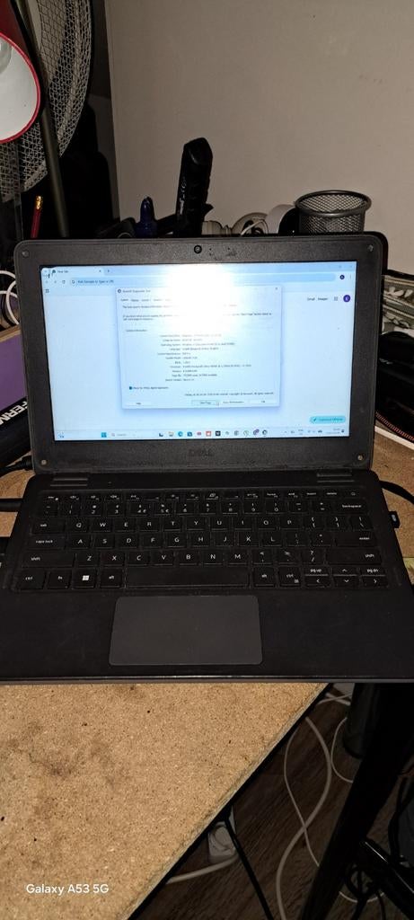 Dell Latitude 3120 Laptop - Windows 11 Education, Computers en Software, Gebruikt, Qwerty, Intel Pentium Silver N6000, 8 GB
