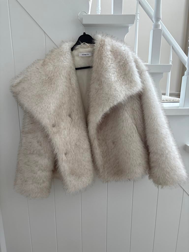 Soy&Co faux fur jas - Zo goed als nieuw - Maat S/M, Ophalen of Verzenden, Zo goed als nieuw, Maat 36 (S), Beige