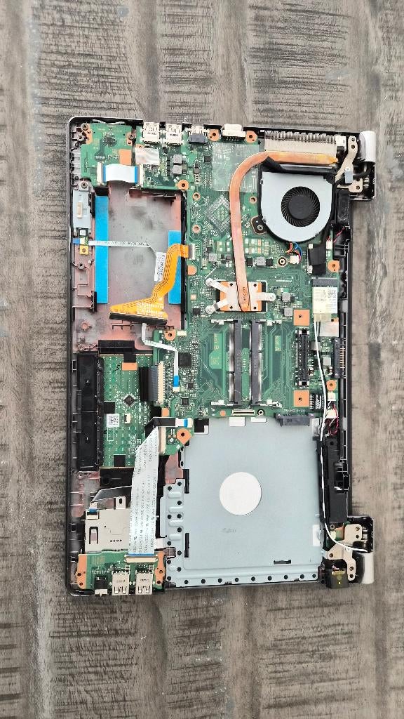 Laptop onderdelen, Ophalen of Verzenden, Gebruikt, Onbekend