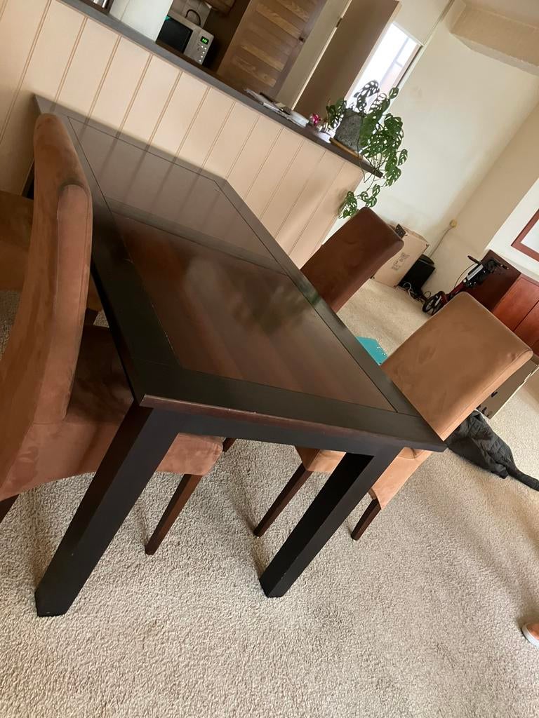 Aangeboden inboedel kersenhout, Ophalen