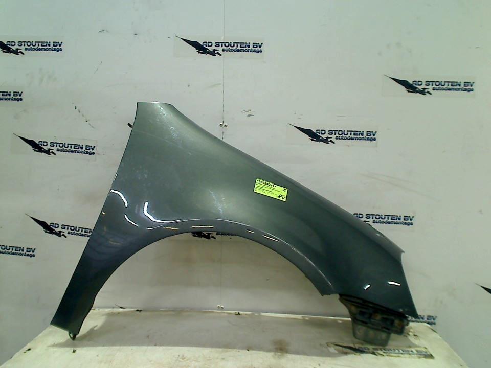 Spatbord Rechts Voor Volkswagen Golf V (1K1) 2004, Auto-onderdelen, Gebruikt, Volkswagen, Volkswagen AG, Kundenbetreuung@volkswagen.de