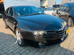 Alfa Romeo 159 Sportwagon 2.2 JTS Selespeed TI 2010 Zwart Xe, Auto's, Gebruikt, 4 cilinders, Zwart, 1470 kg