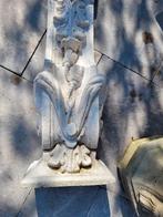 65 cm hoge betonnen console, Ophalen, Heikant 21 Kaatsheuvel, Belle Vieille Brocante, Zo goed als nieuw