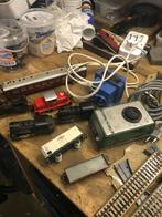 LOSSE VERKOOP; Marklin rails, trein en assecoires., Gelijkstroom of Wisselstroom, Rails, Ophalen of Verzenden, Zo goed als nieuw