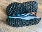 Adidas korfbalschoenen buiten maat 36, Ophalen of Verzenden, Gebruikt, Schoenen