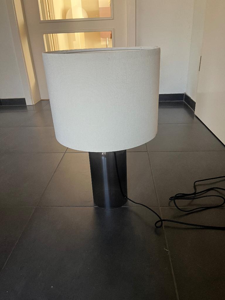 Leuke IKEA tafellamp!!, Ophalen, 50 tot 75 cm, Zo goed als nieuw, Modern, minimalistisch