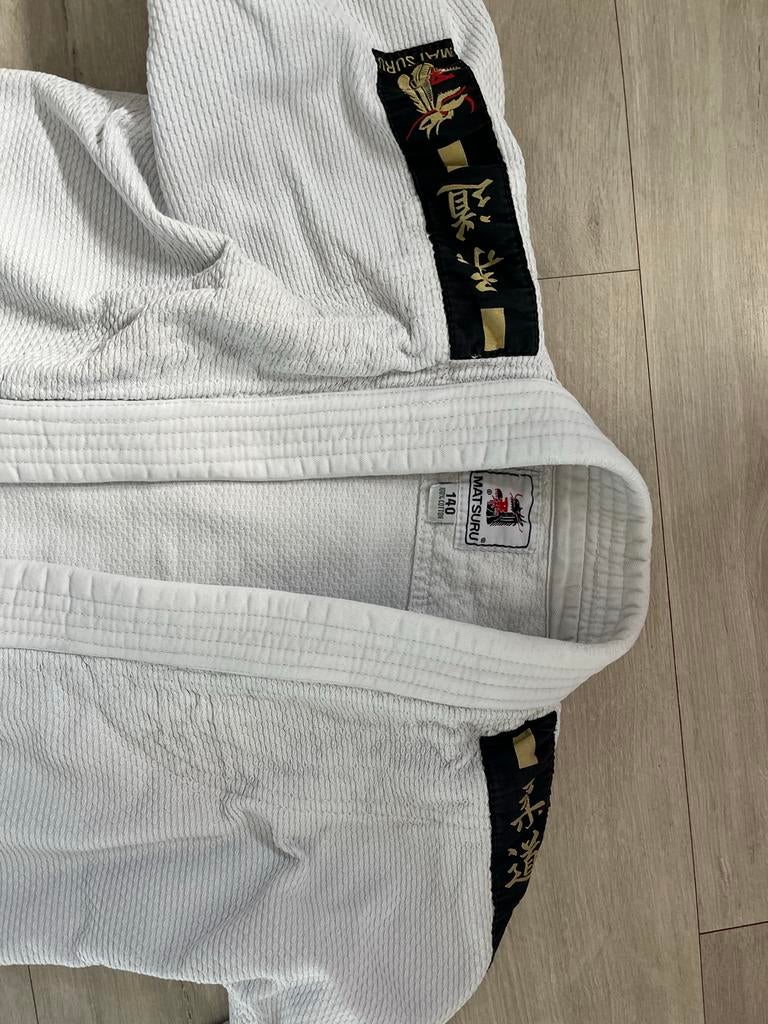 Judopak maat 140 - onbeschadigd en rookvrij, Sport en Fitness, Ophalen, Zo goed als nieuw, Judo, Vechtsportpak