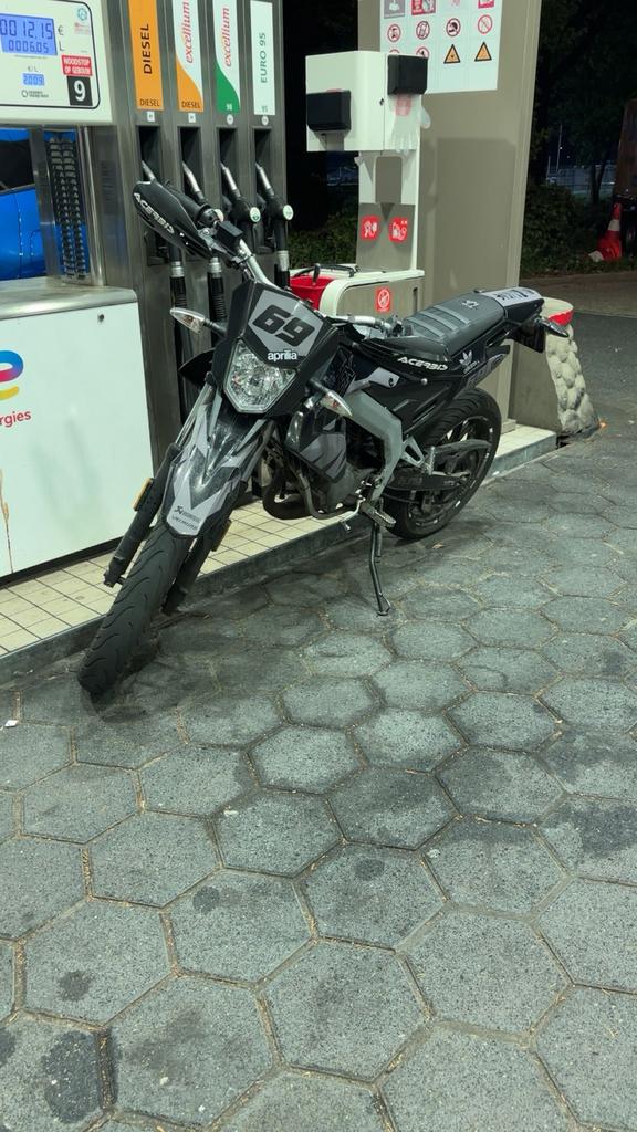 Aprilia sx50 2019, Fietsen en Brommers, Ophalen, Tweetakt, Gebruikt, Overige modellen