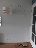 Elegante booglamp met kap, Huis en Inrichting, Lampen | Vloerlampen, Ophalen, Zo goed als nieuw, Stof, Modern