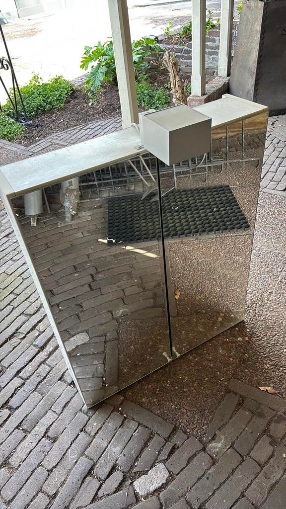 Medicijnkast met lamp en spiegel, Ophalen, Overige typen, 50 tot 100 cm, Zo goed als nieuw