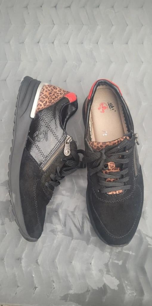 Zwarte rieker sneakers met panterprint maat 41, Zwart, Ophalen of Verzenden, Sneakers of Gympen, Gedragen
