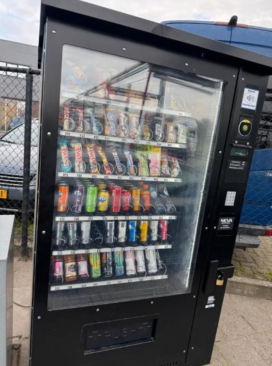Vendo G-Snack 10 Outdoor | Combi automaat | Outdoor machine, Ophalen, Vending Master, Ewinkel 12, 5431ND Cuijk, Info@vendingmaster.nl