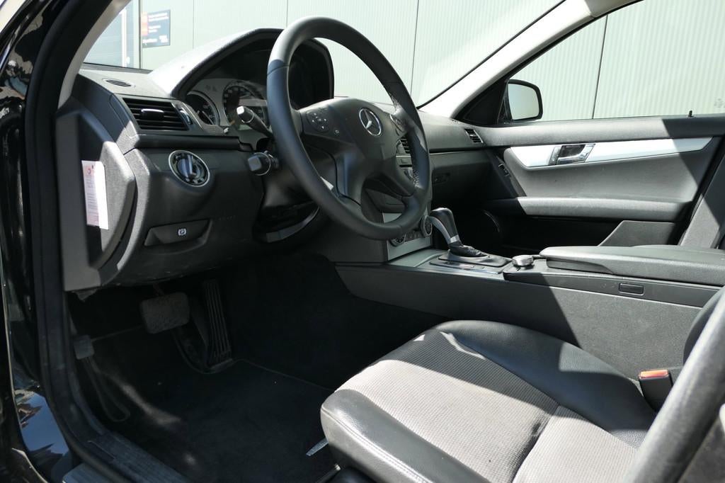 Mercedes-Benz C-klasse Estate 320 CDI Avantgarde, Auto's, Mercedes-Benz, Euro 5, Achterwielaandrijving, Zwart, 197 €/maand