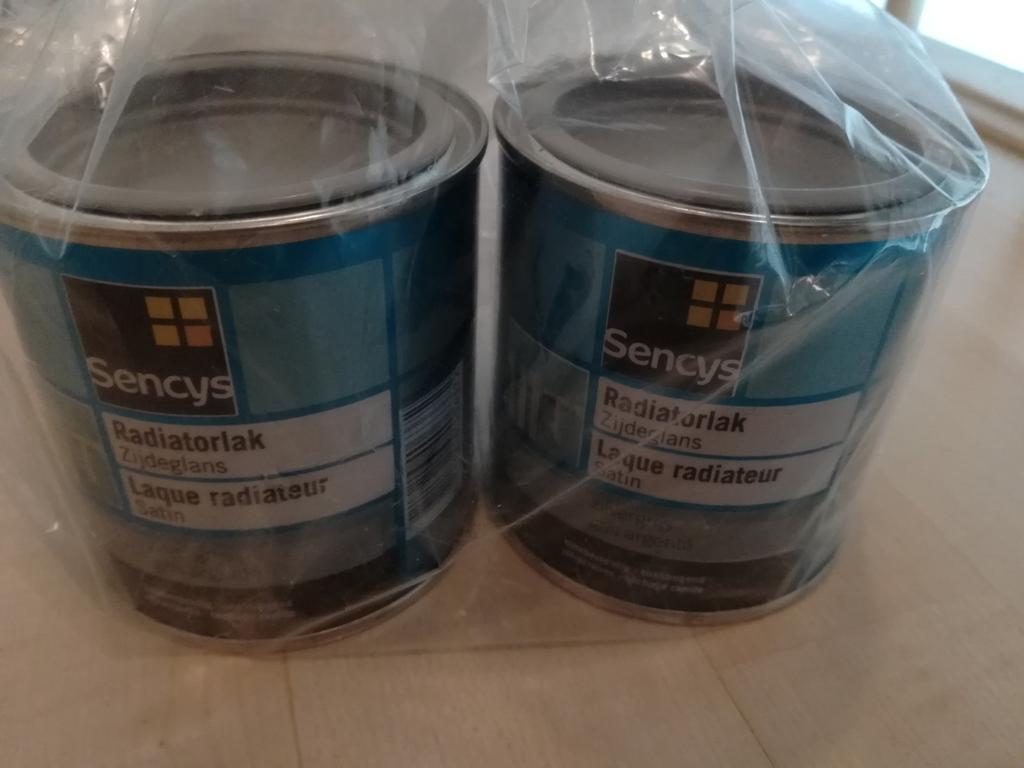 2x nieuwe potjes radiator lak verf zilvergrijs, Ophalen of Verzenden, Nieuw, Wit, Lak