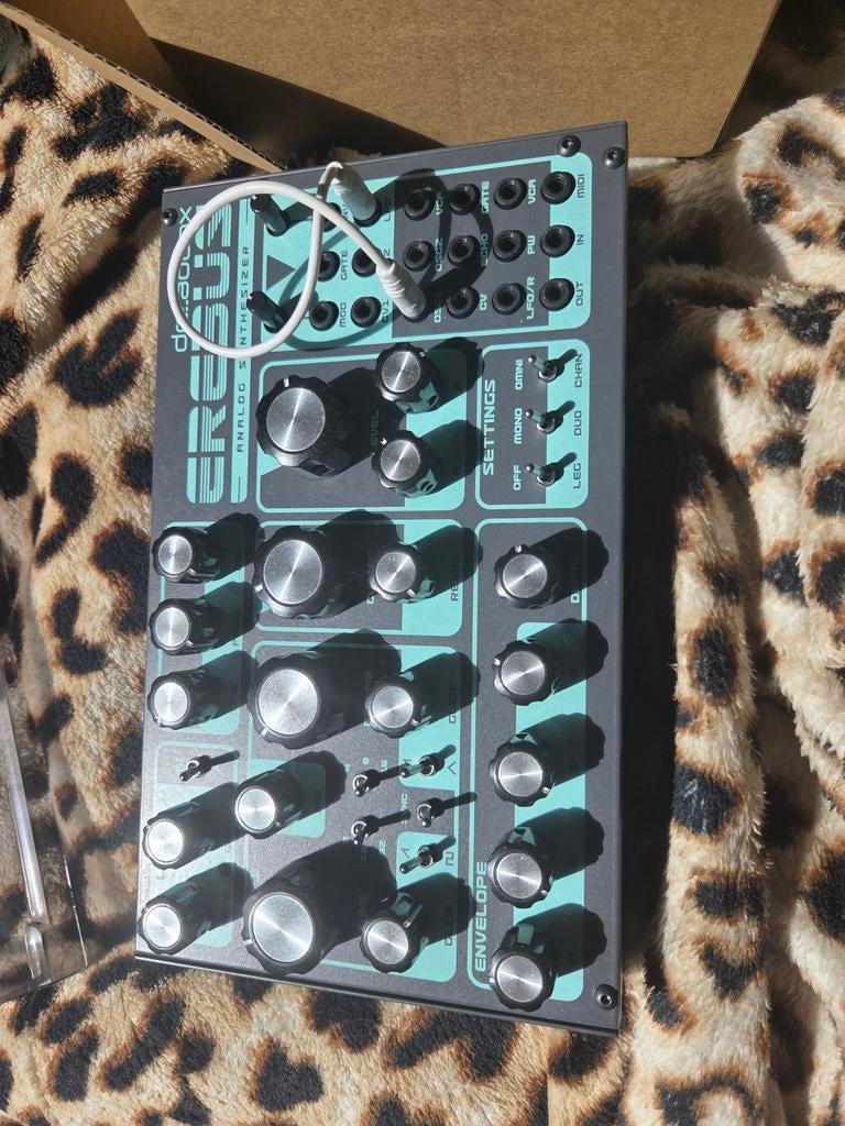 Dreadbox Erebus V3 Analoge Synthesizer, Overige merken, Zo goed als nieuw, Met midi-aansluiting, Overige aantallen