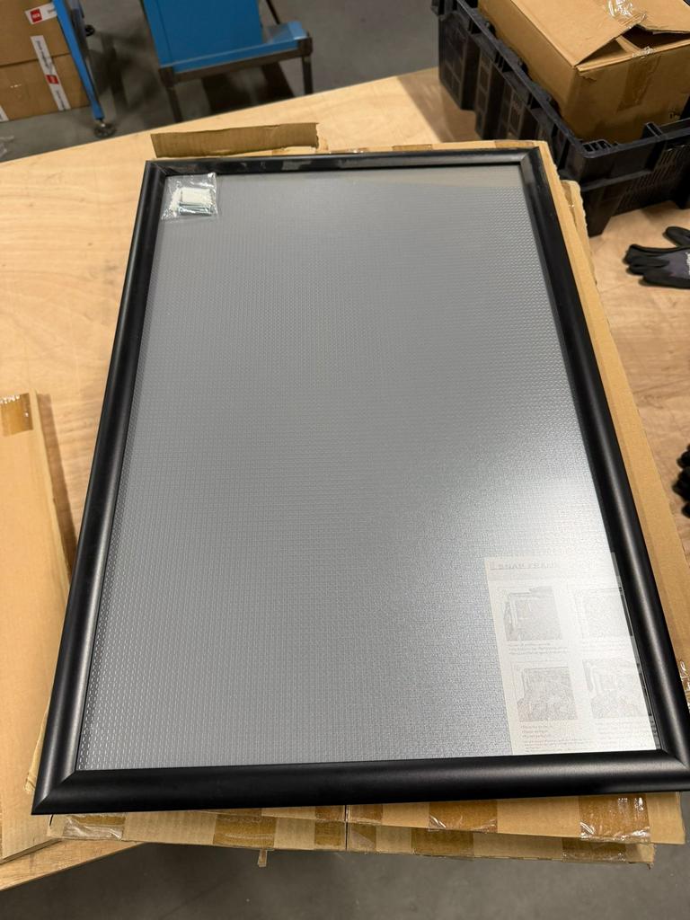 Zwarte kliklijsten 25 mm, Ophalen, Nieuw