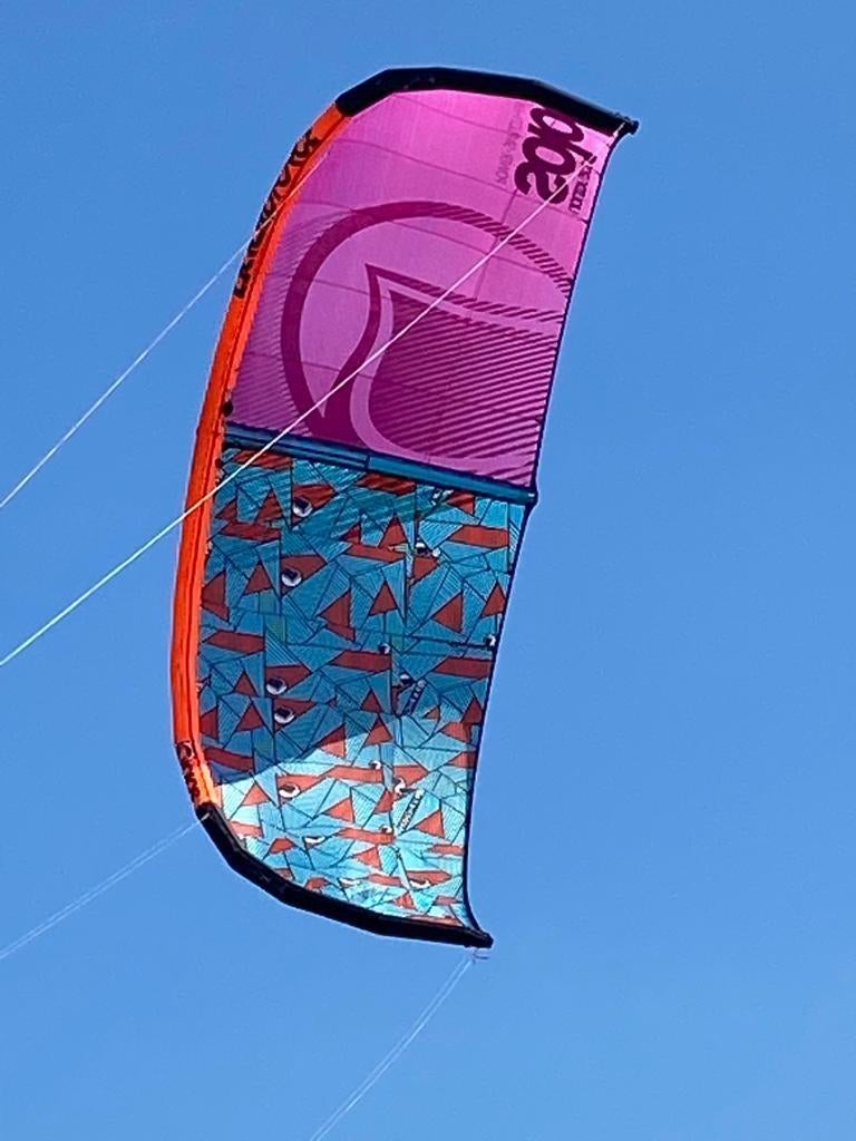 Liquidforce Solo 12m, Watersport en Boten, Kitesurfen, Gebruikt, Twintip, Ophalen of Verzenden