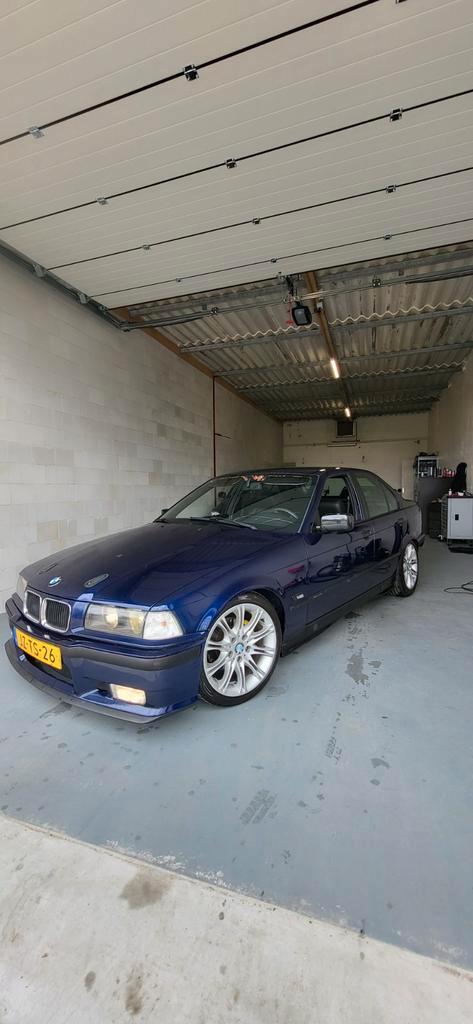 Bmw E36 316i 1995, Auto's, BMW, Particulier, 3-Serie, ABS, Airbags, Bluetooth, Centrale vergrendeling, Elektrische ramen, Lichtmetalen velgen