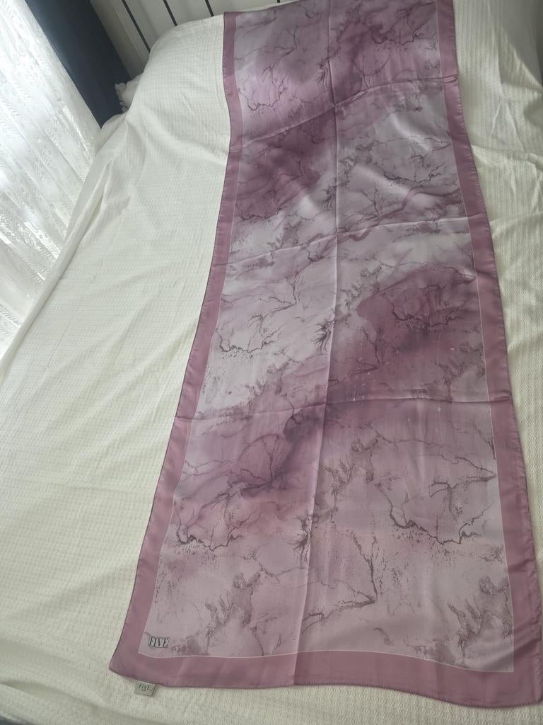 Sjaal groot merk FIVE, Kleding | Dames, Ophalen of Verzenden, Nieuw, Sjaal