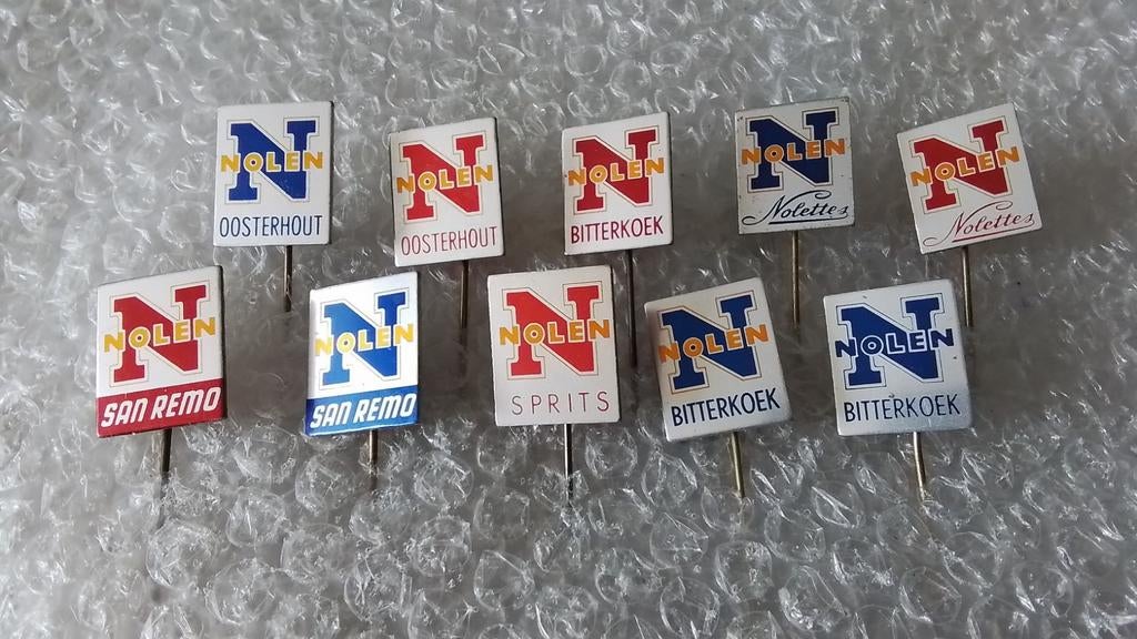 10 verschillende speldjes nolen koek, Ophalen of Verzenden, Zo goed als nieuw, Overige onderwerpen