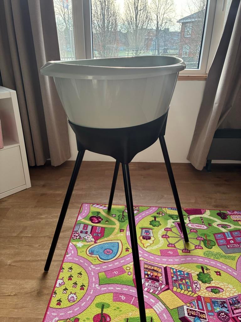 Luma Babybadje met standaard, Zo goed als nieuw, Badje, Standaard, Ophalen