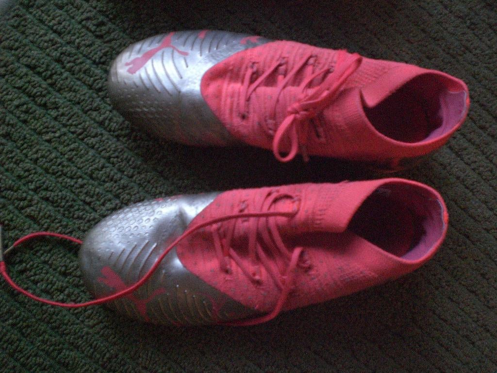 Voetbal schoenen maat 35, Gebruikt, Maat XS of kleiner, Schoenen, Ophalen of Verzenden