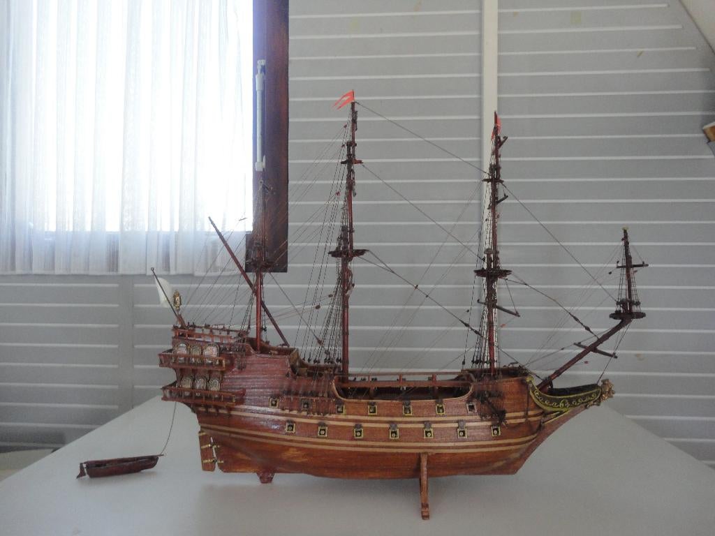 Houten modelschip Apostel Felipe, Ophalen