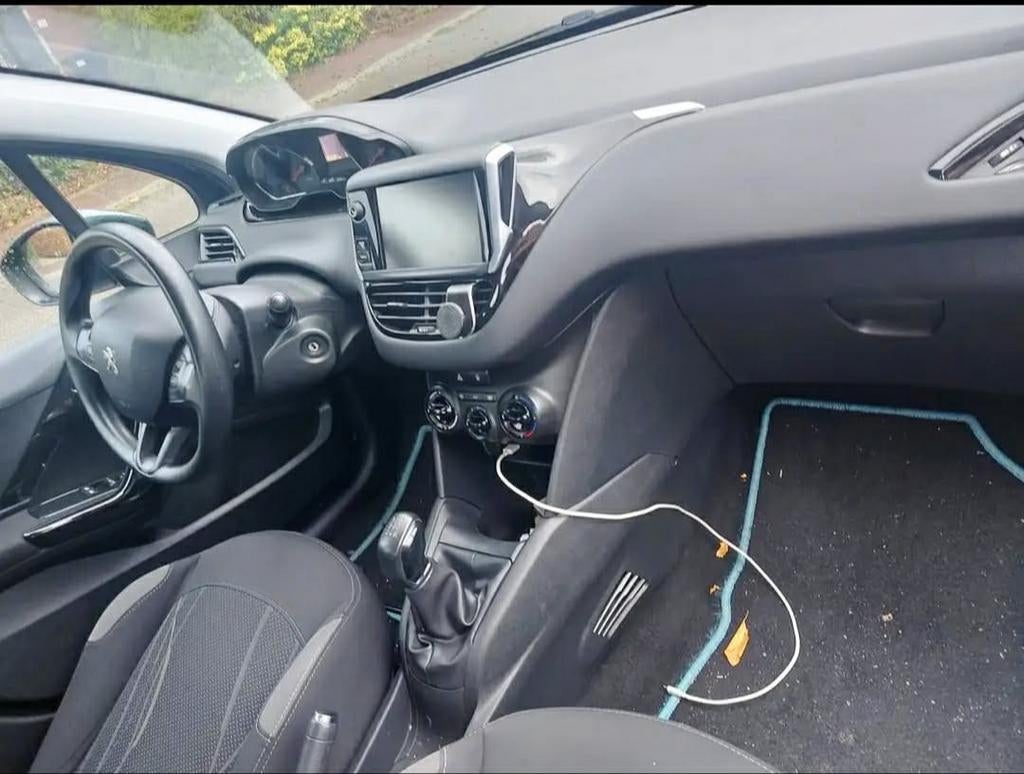 Peugeot 208 1.2 VTI 60KW/82PK 5-D 2014 Grijs, Auto's, Voorwielaandrijving, USB, 1199 cc, Origineel Nederlands