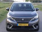 Peugeot 5008 1.2 PureTech Met ECC / NAVIG / LED / 7PERS / TR, Auto's, Peugeot, Gebruikt, Euro 6, 1199 cc, 7 stoelen