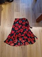 Floral Wrapped Skirt Size XS, Ophalen of Verzenden, Zo goed als nieuw, Maat 34 (XS) of kleiner, Boven de knie
