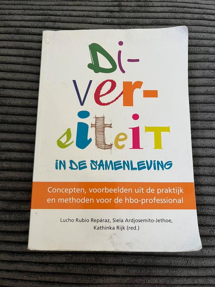 Diversiteit in de samenleving, Boeken, Schoolboeken, Zo goed als nieuw, Nederlands, Overige niveaus, Ophalen of Verzenden