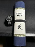 Seiko 5 Sports Shikamaru limited edition, Sieraden, Tassen en Uiterlijk, Sporthorloges, Grijs, Seiko, Ophalen of Verzenden, Zo goed als nieuw