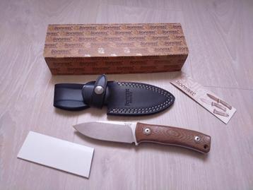 Lionsteel M4 magnacut micarta mes beschikbaar voor biedingen