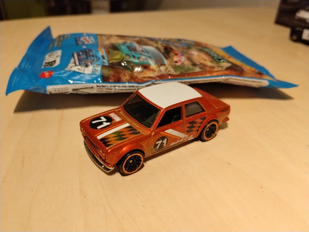 Hotwheels hot wheels datsun 510 mystery model nieuw, Hobby en Vrije tijd, Modelauto's | Overige schalen, Ophalen of Verzenden