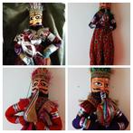 Diverse oude Rajastan India pop oosters poppen L 65-58-56 cm, Verzamelen, Poppen, Ophalen of Verzenden, Gebruikt, Pop