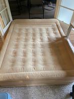 Luchtbed 2-persoons zand/beige, Caravans en Kamperen, Ophalen, Zo goed als nieuw