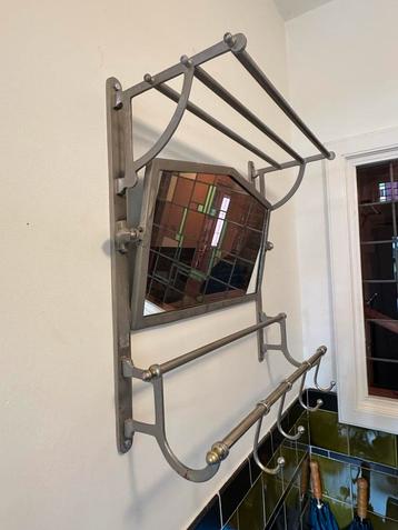 Vintage Kapstok met Spiegel beschikbaar voor biedingen