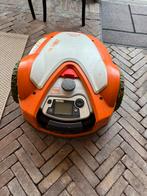 Stihl RMI632 - tot 4.000 m2 maaien - met dubbele wielen, Tuin en Terras, Robotmaaiers, Ophalen, Stihl, Gebruikt, Met regensensor