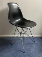 Retro zwart DSR stoeltje met eiffel onderstel, Ophalen, Gebruikt, Zwart, Vintage Mid Century Modern