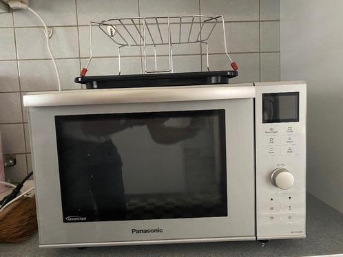 Combimagnetron Panasonic NN-DF385MEPG, Witgoed en Apparatuur, Magnetrons, Zo goed als nieuw, Vrijstaand, Combimagnetron, 45 tot 60 cm