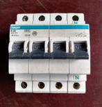 Diverse automaten relays trafo stroomonderbreker, Ophalen of Verzenden, Gebruikt