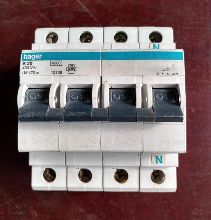 Diverse automaten relays trafo stroomonderbreker, Hobby en Vrije tijd, Elektronica-componenten, Gebruikt, Ophalen of Verzenden